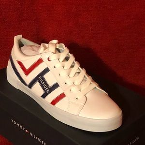 tommy hilfiger pema sneaker